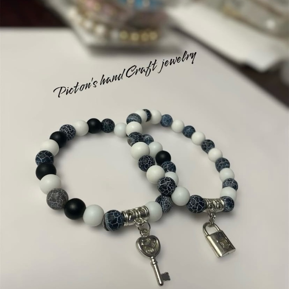 Black and White Beaded Bracelet Set
